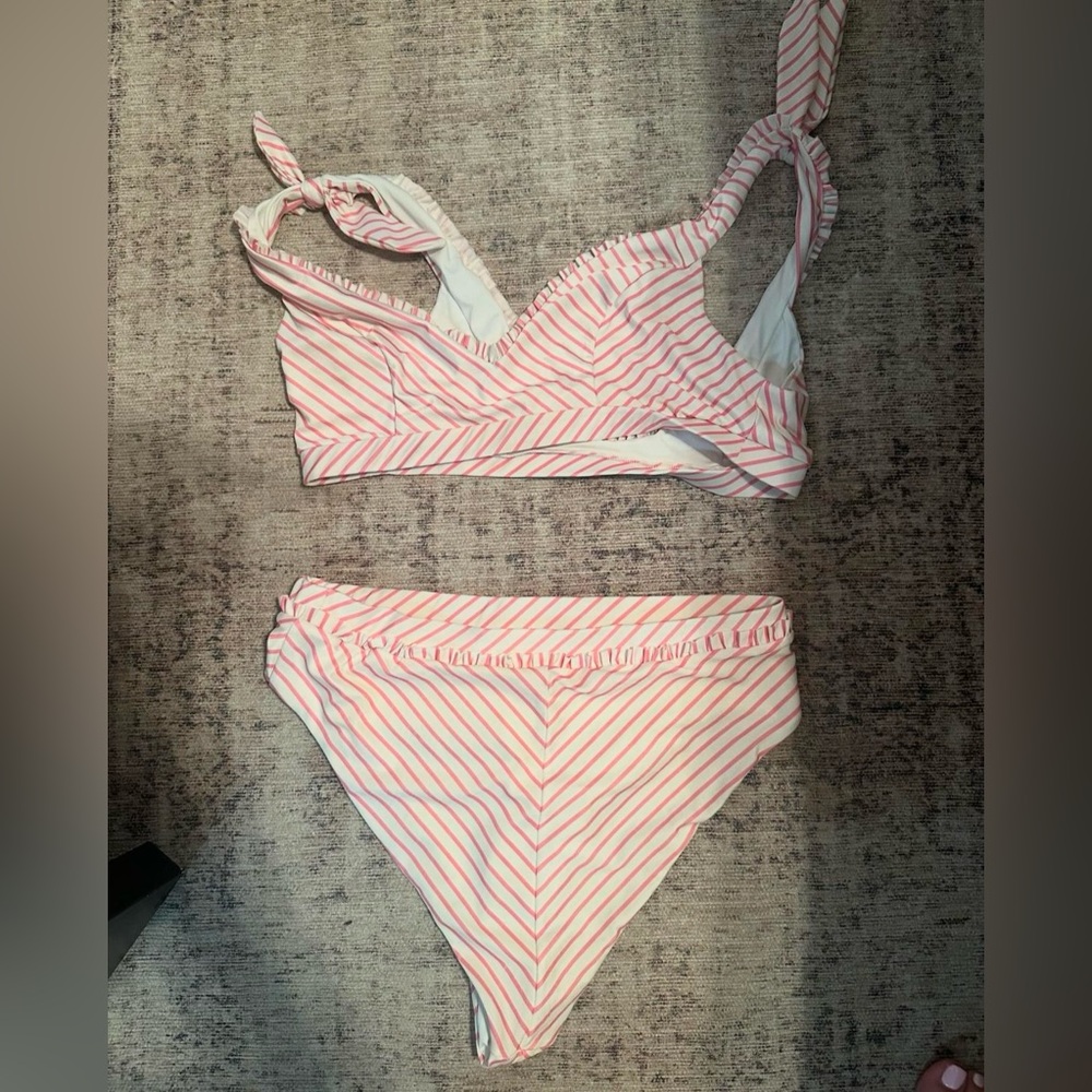 Tula Rosa large bikini. Only worn twice.